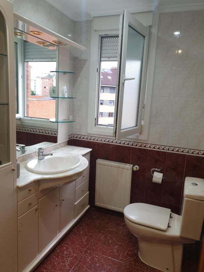 Alberto Astur Habitaciones Privadas Mas Cocina Овьедо Экстерьер фото